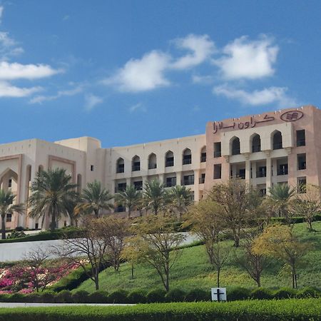Crowne Plaza Sohar By Ihg Hotel Екстериор снимка