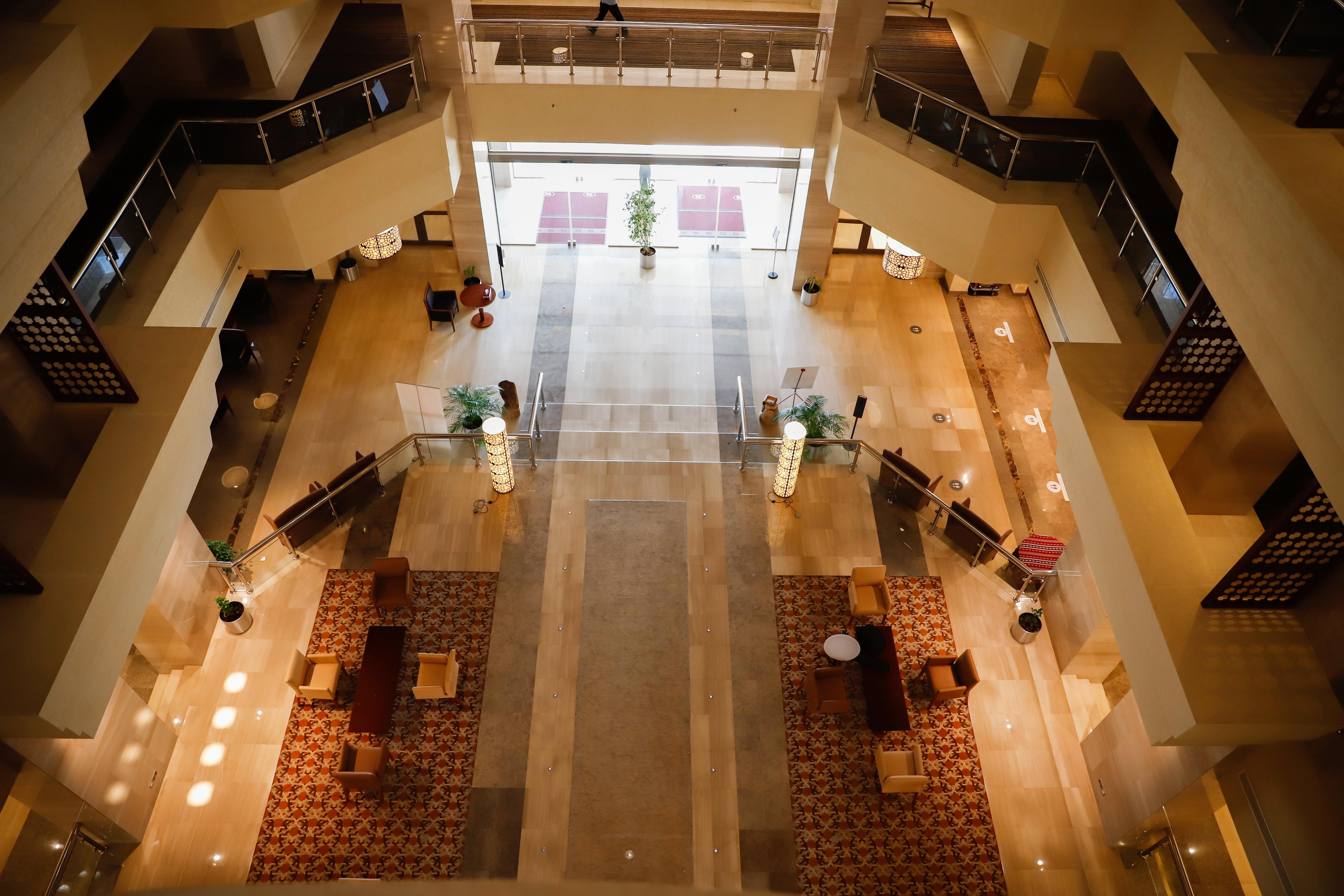 Crowne Plaza Sohar By Ihg Hotel Екстериор снимка