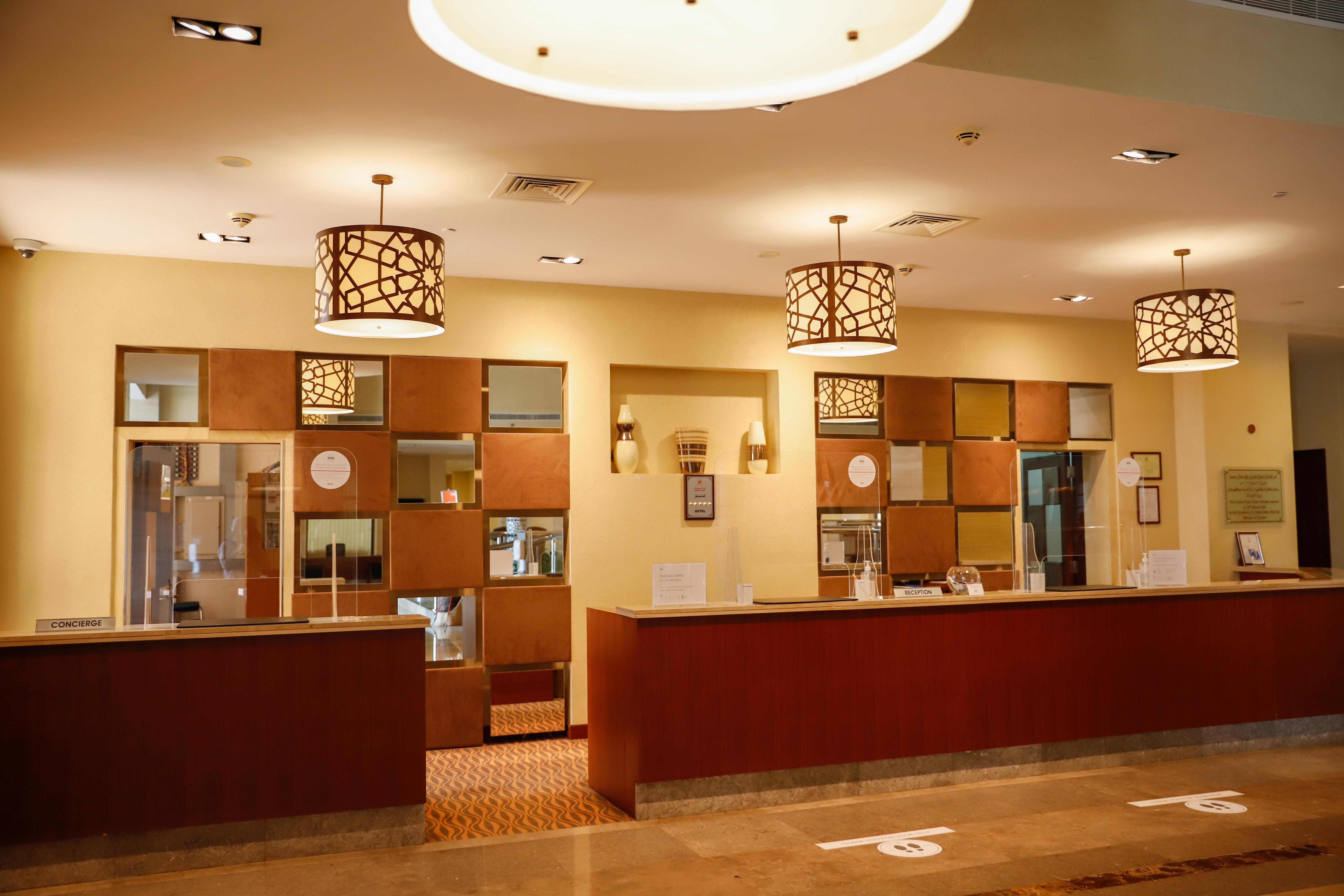Crowne Plaza Sohar By Ihg Hotel Екстериор снимка