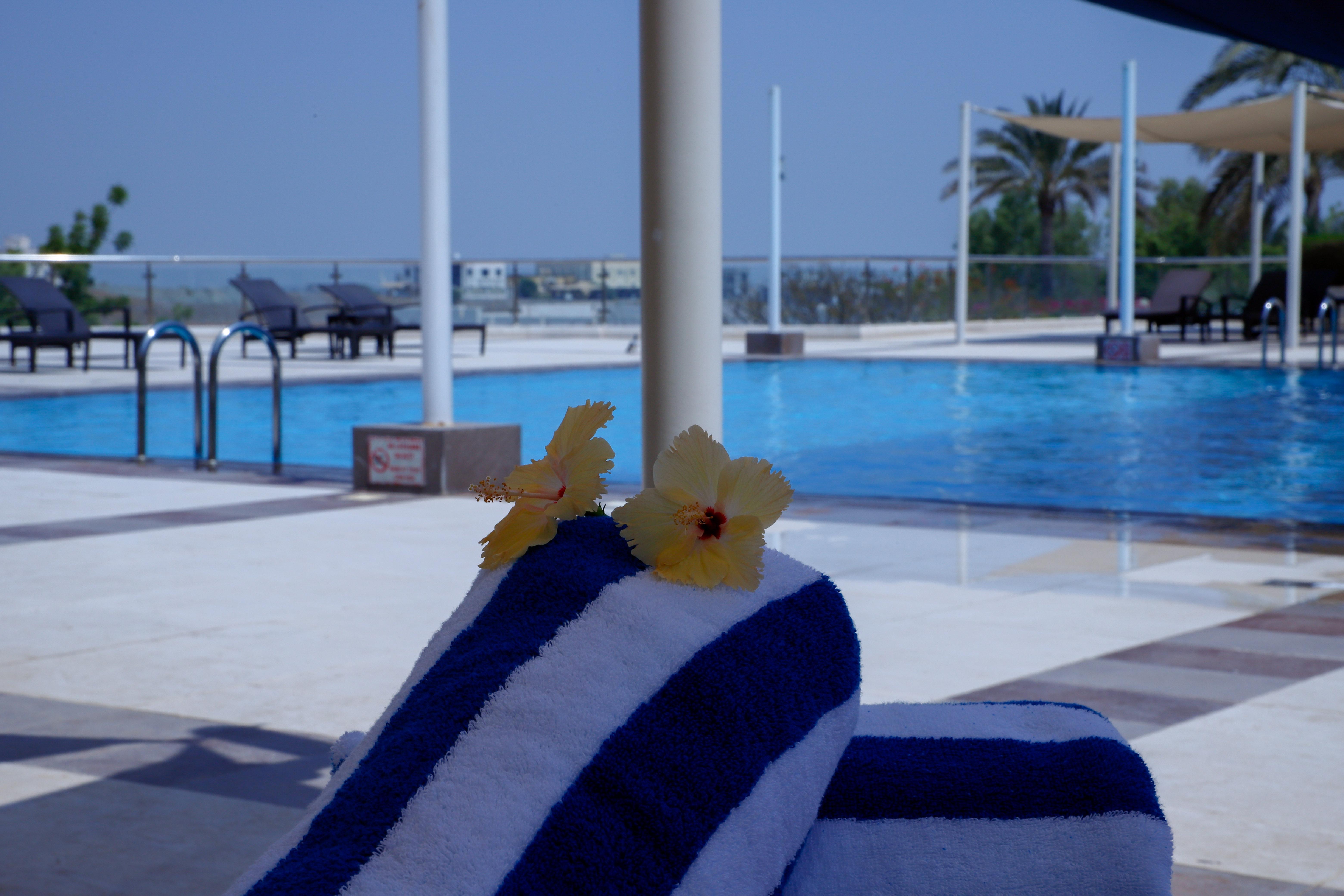 Crowne Plaza Sohar By Ihg Hotel Екстериор снимка
