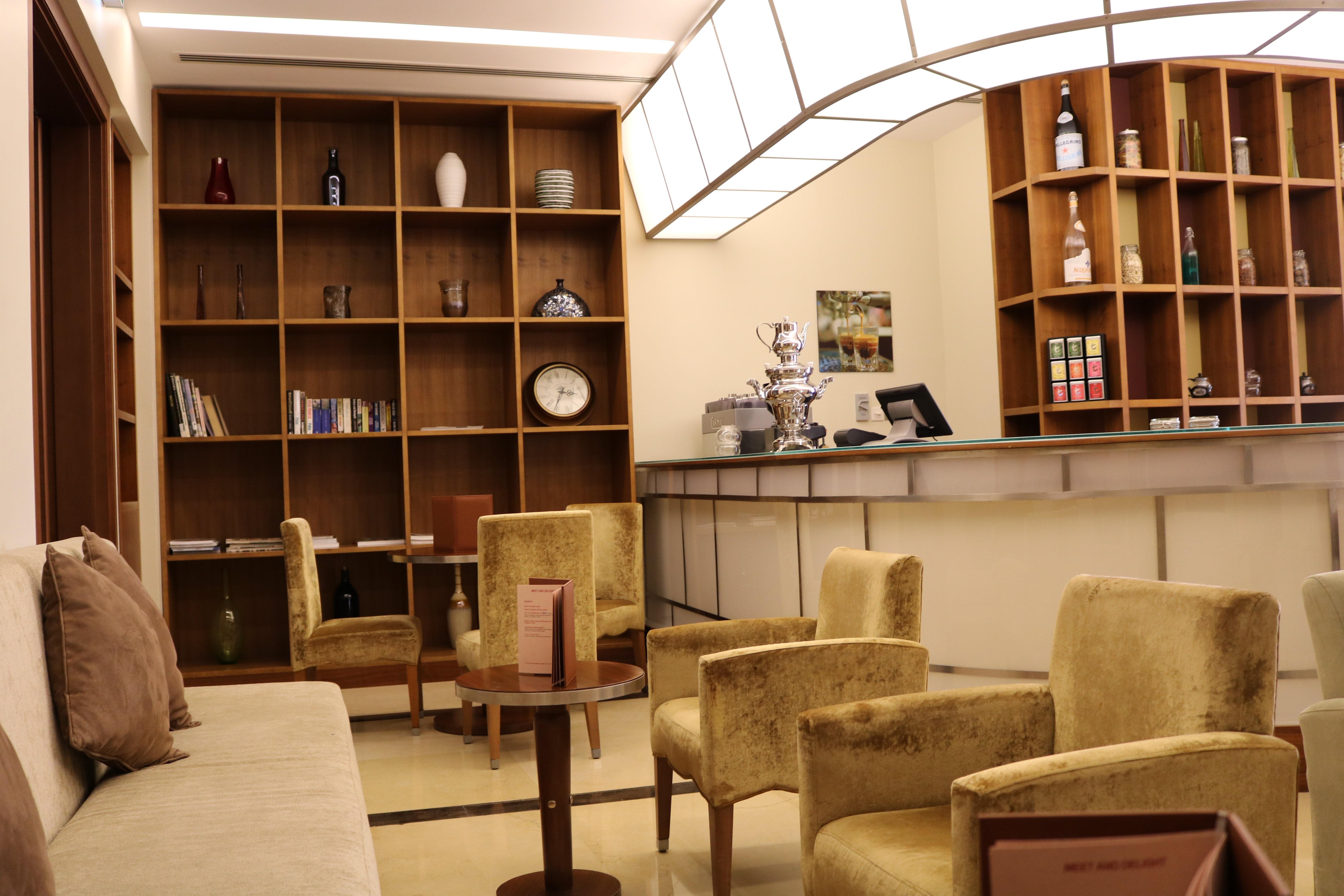 Crowne Plaza Sohar By Ihg Hotel Екстериор снимка