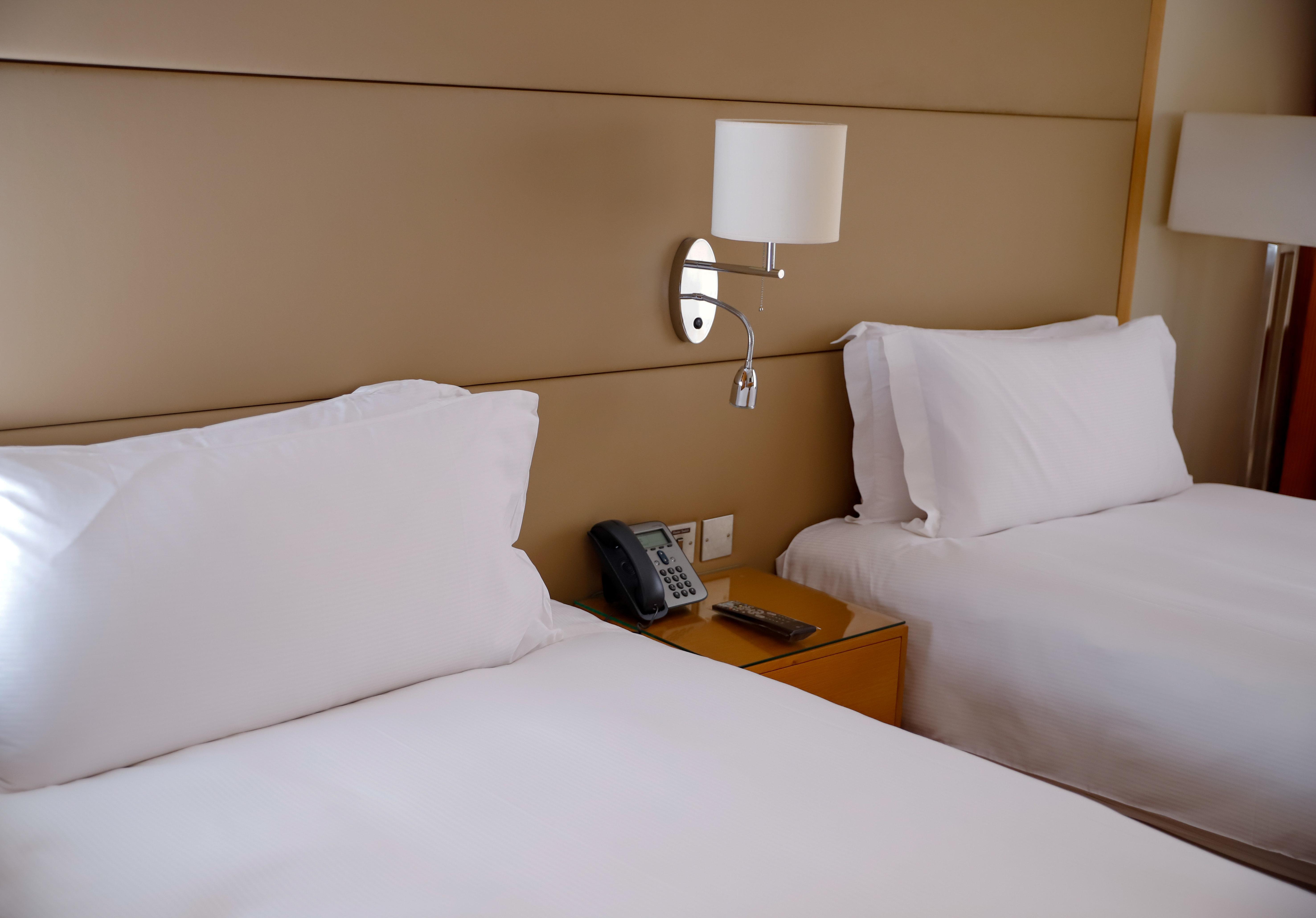 Crowne Plaza Sohar By Ihg Hotel Екстериор снимка